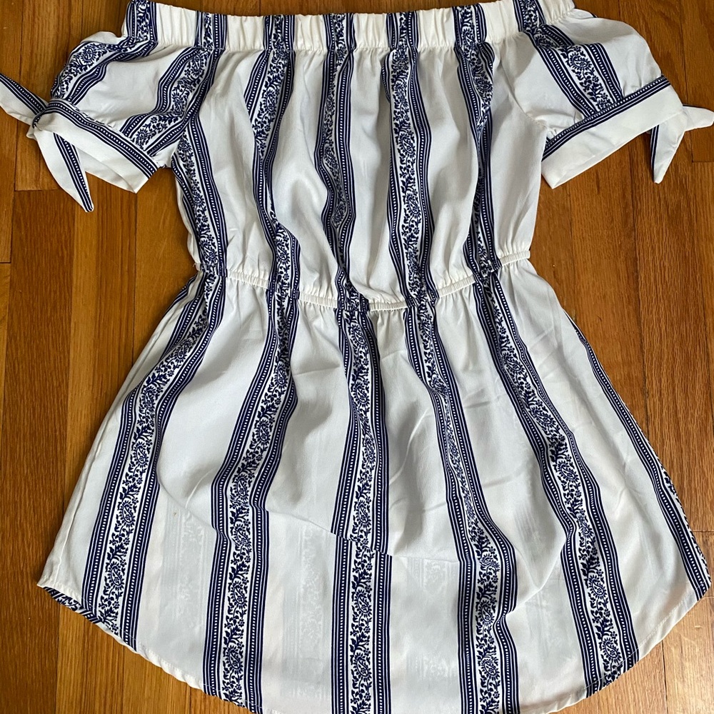 Women’s off the shoulder dress